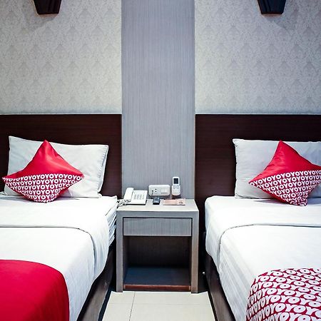 Oyo 1009 Hotel Bumi Malaya Medan Extérieur photo