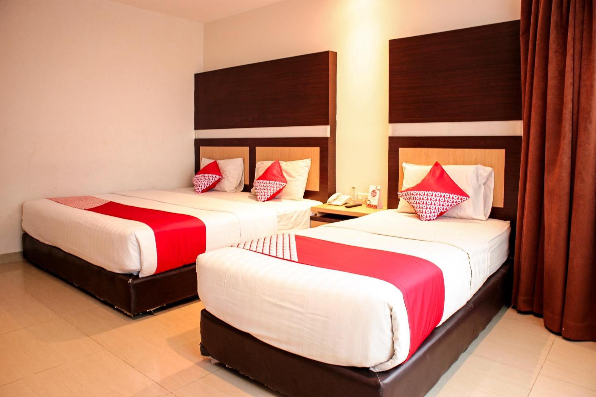 Oyo 1009 Hotel Bumi Malaya Medan Extérieur photo