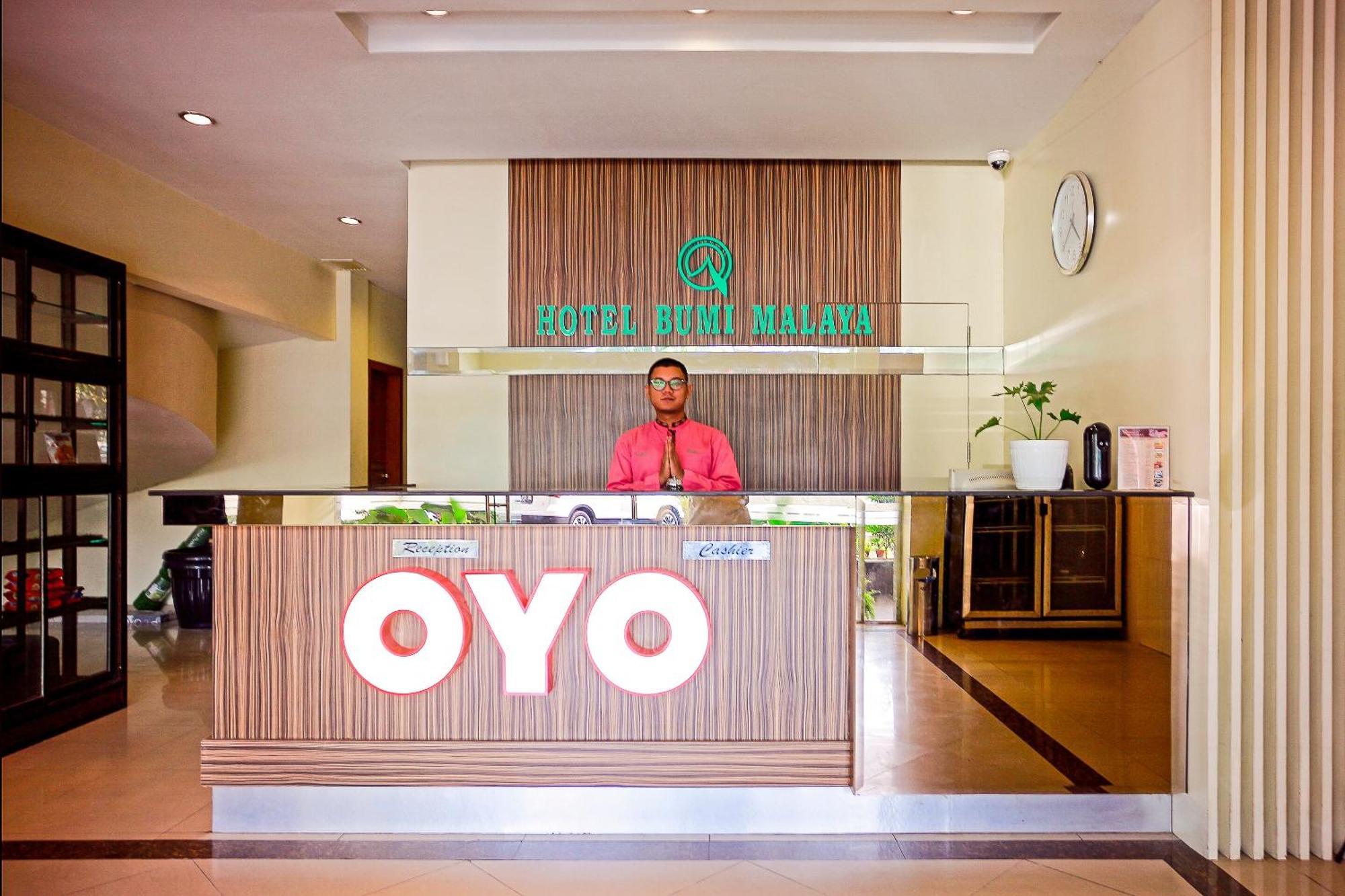 Oyo 1009 Hotel Bumi Malaya Medan Extérieur photo